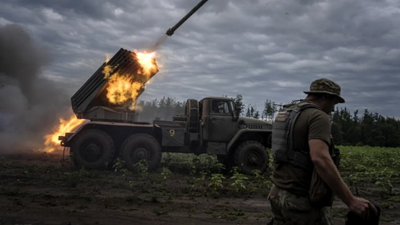 Ucraina va colabora strâns cu Agenţia NATO pentru achiziţii militare