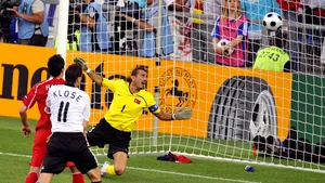 Legendarul portar Rustu Recber, internat de urgenţă după ce a fost infectat cu noul COVID-19. Simptomele s-au dezvoltat foarte repede