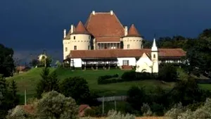 Ultima fiţă în materie de turism: nopţi la castel. Care sunt tarifele