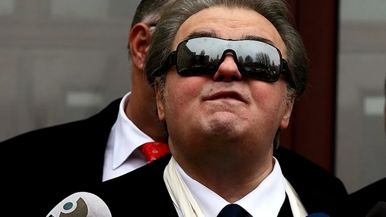 Vadim Tudor va fi cercetat în continuare şi pentru ultraj