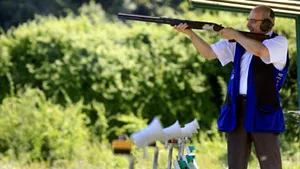 Pariu între Otilia Bădescu şi Octavian Bellu la tenis de masă