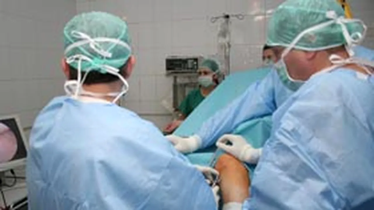 Salariile medicilor cresc sau scad în funcţie de rezultatele unei evaluări trimestriale - proiect