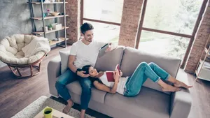 Din cauza frigului în apartamente, a fost reluată furnizarea energiei termice în trei oraşe din România