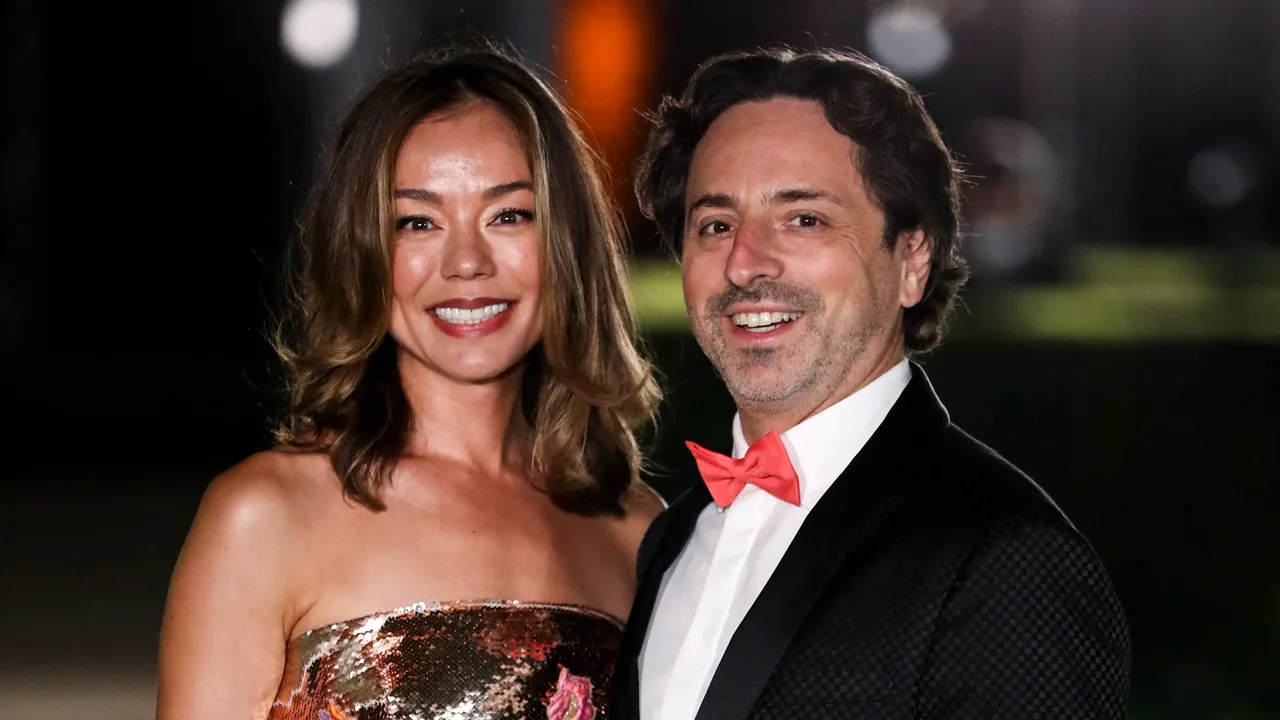 Cine este Nicole Shanahan, fosta soţie a co-fondatorului Google, Sergey Brin, cea care ar fi avut o presupusă aventură cu Elon Musk în timpul mariajului