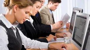 Secretar de stat în Ministerul Educaţiei: Facultăţile produc 2.500 de IT-işti anual. Ciudat că unii renunţă la meserie după 3-4 ani