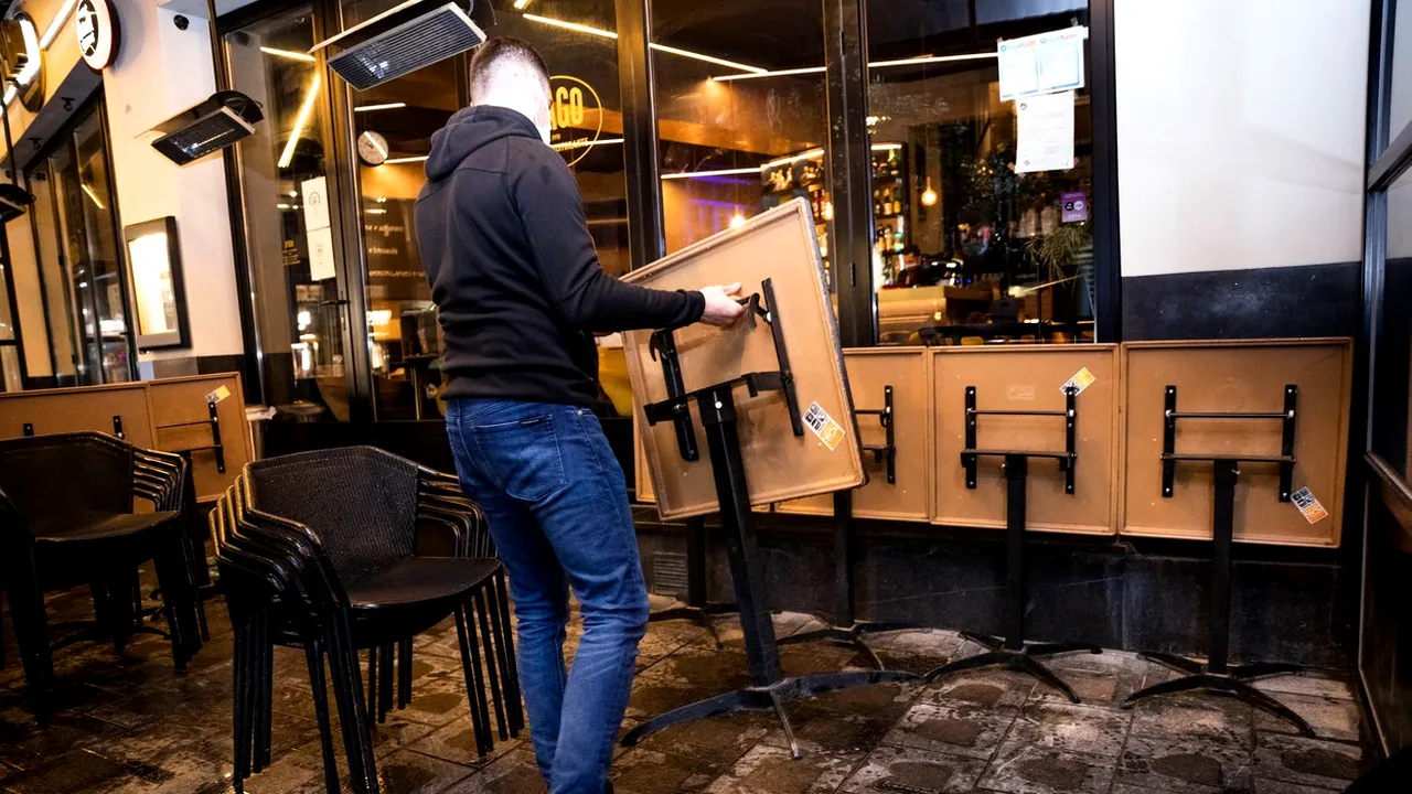 COVID-19: Restaurantele, cinematografele, teatrele  şi cazinourile din Iaşi se închid 
