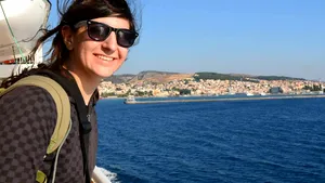 REPORTAJ - Student grec în România: Oamenii îşi caută de lucru în alte ţări. Restul se roagă la Dumnezeu - FOTO