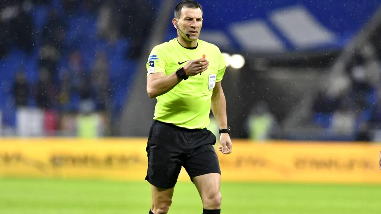 Arbitrii francezi ameninţă cu retragerea de la meciuri după un „val de ură”
