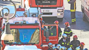MAE, prima reacție după decesul românului prins sub ruinele turnului din Roma. Mulțumiri aduse salvatorilor care s-au luptat până în ultima clipă