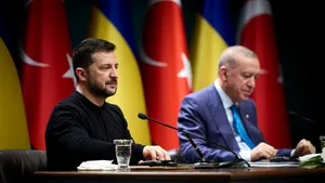 Zelenski a sosit în Turcia pentru discuții despre securitate cu președintele Erdogan