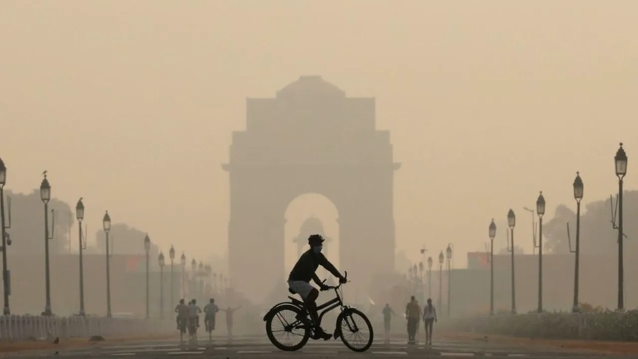 Cetăţenii din India, despăgubiţi pentru poluarea masivă a aerului şi a apei. Decizia luată de Curtea Supremă
