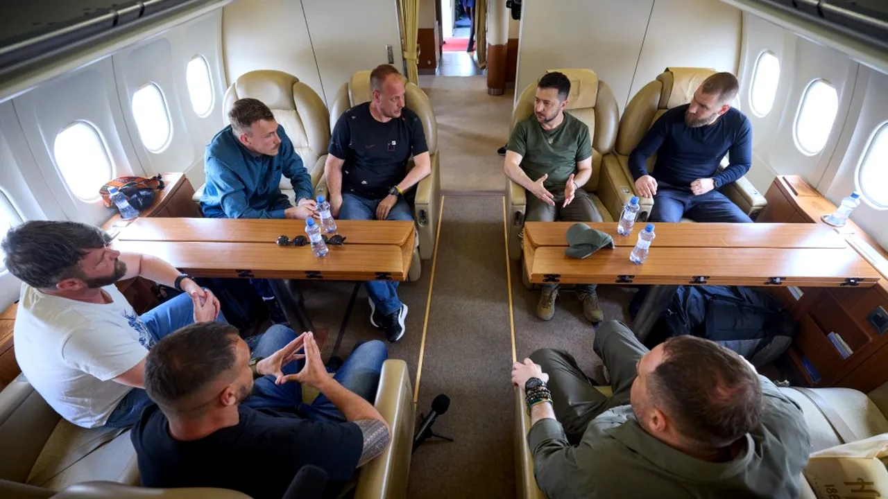 Războiul din Ucraina, ziua 501. Volodimir Zelenski s-a întors în Ucraina cu eroii de la Mariupol / Rusia acuză Turcia că a încălcat acordul de schimb de prizonieri / Omul lui Zelenski despre 