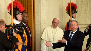 Raul Castro s-a întâlnit cu Papa Francisc, la Vatican