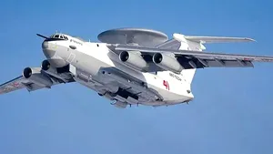 O dublă lovitură de senzaţie dată de Kiev: un avion rusesc A-50 a fost prăbuşit, un al doilea, un Il-22M, este avariat / Zalujnîi: i-am distrus!