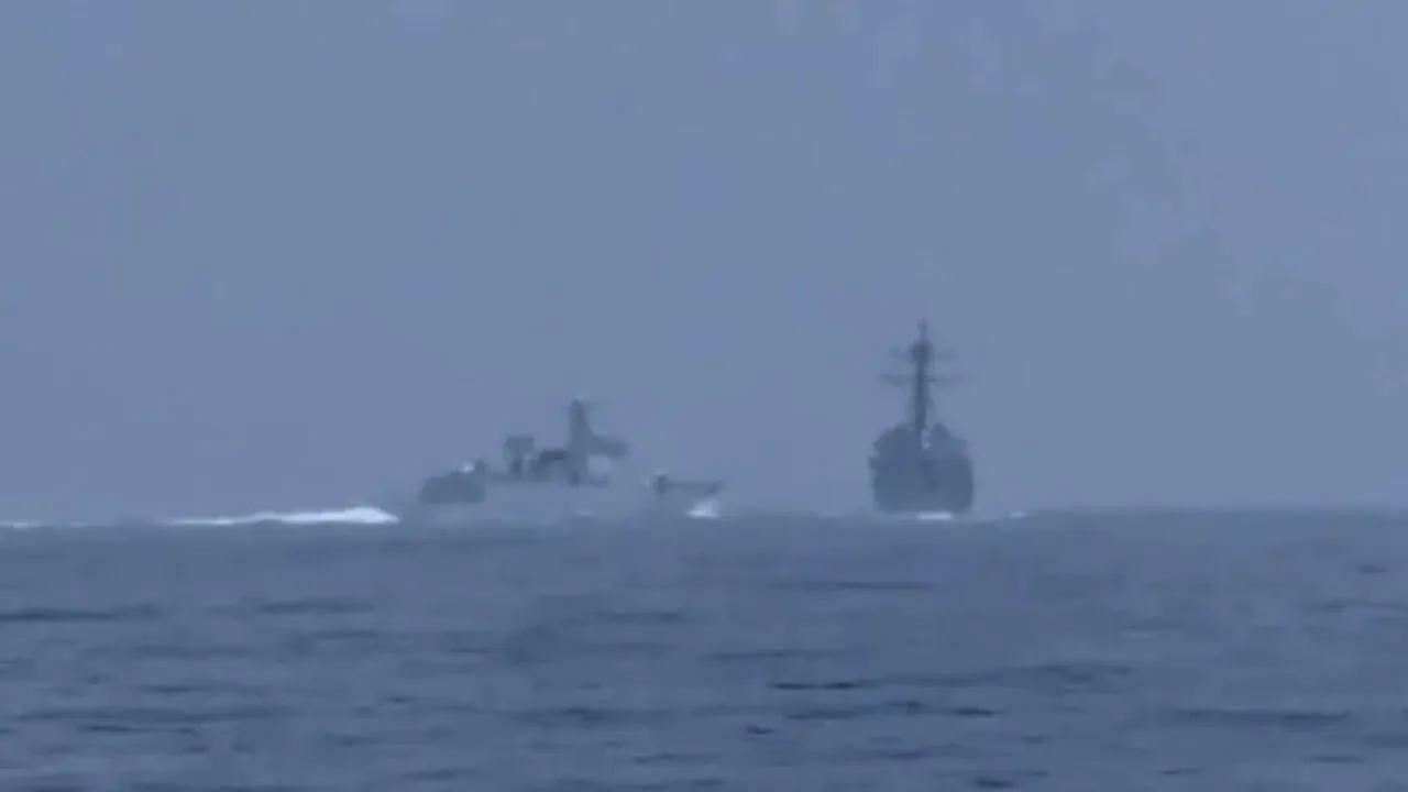 Incident extrem de grav în Strâmtoarea Taiwan. O navă de război chineză aproape a lovit un distrugător american