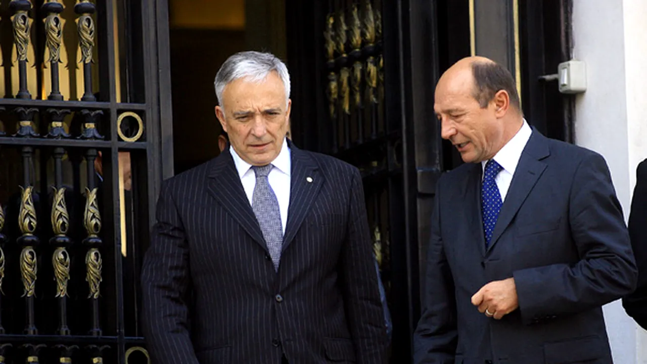Băsescu: Conducerea BNR a reuşit să compenseze multe măsuri nesăbuite ale guvernelor României