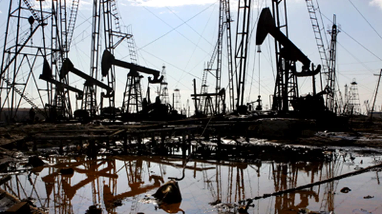 Criza financiară va evolua într-o criză a petrolului - specialist american