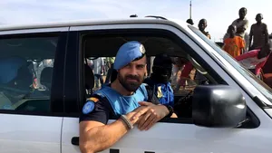 „Anunţ de matrimoniale” pe pagina de Facebook a Jandarmeriei Capitalei: „E genul de om după care se dau în vânt femeile şi bărbaţii, deopotrivă”