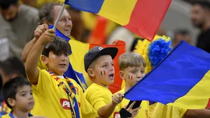 Reguli de acces al copiilor la meciul de fotbal de duminică dintre România şi Andorra/ Brăţări de siguranţă pentru copii
