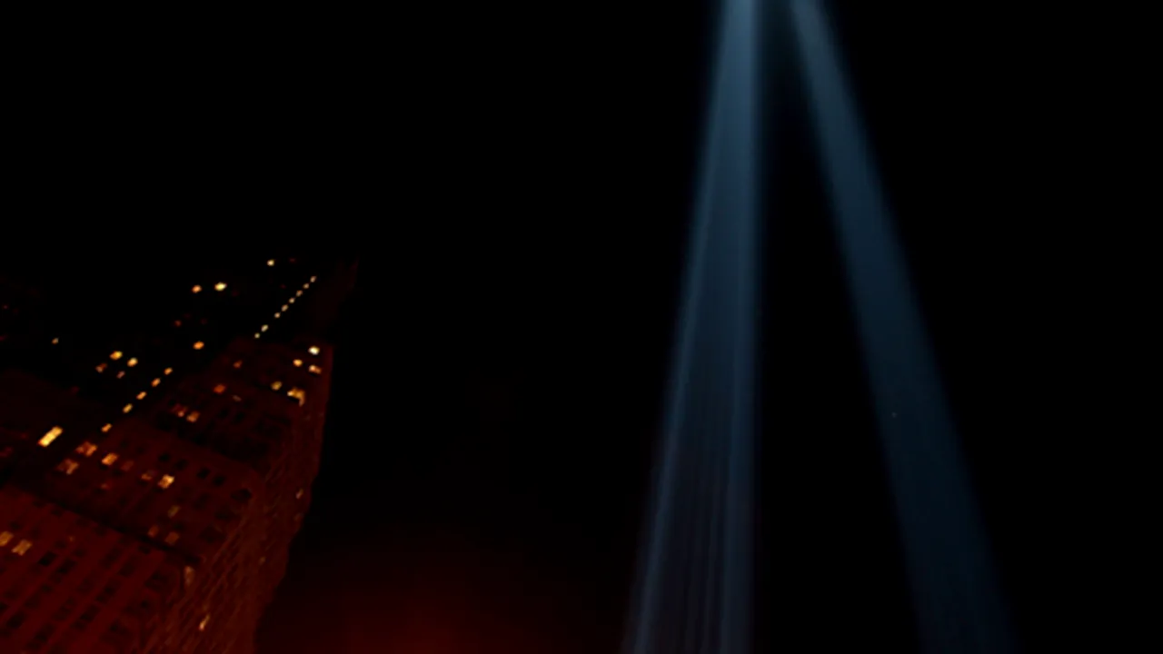 Cele două fascicule luminoase de la Ground Zero dezorientează păsările (Galerie Foto)