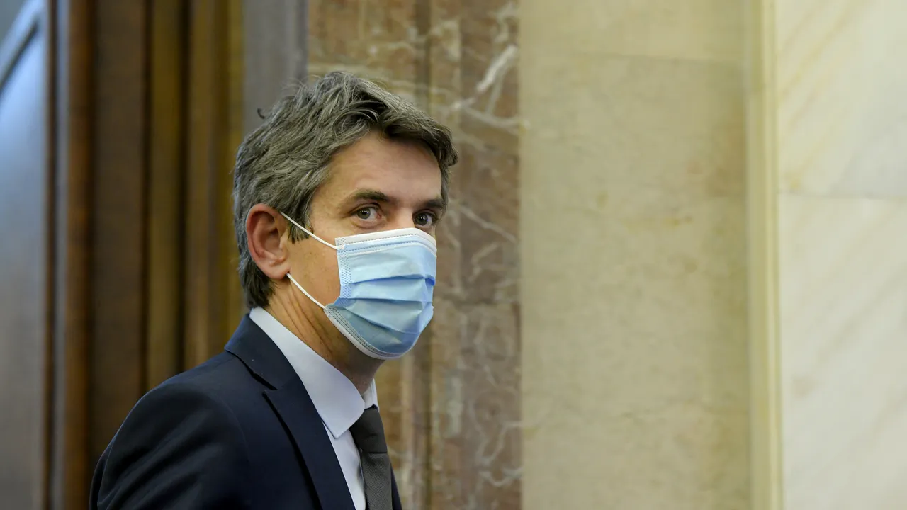 Şeful Cancelariei primului ministru, Ionel Dancă, anunţă că va candida la alegerile parlamentare din Vrancea