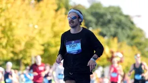 Harry Styles a participat la Maratonul Berlinului. Cântărețul a terminat cursa în mai puțin de trei ore