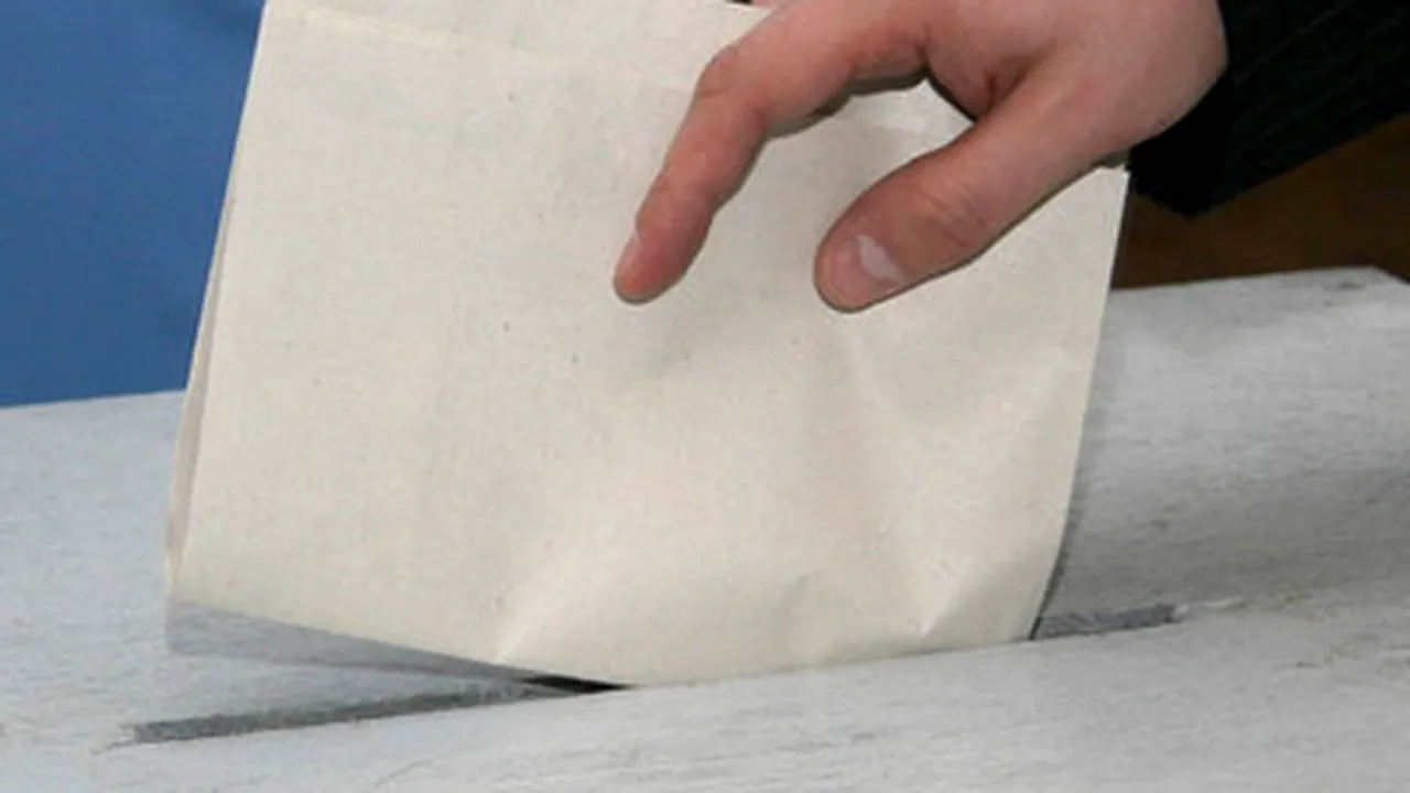 Francezii votează în cadrul alegerilor regionale
