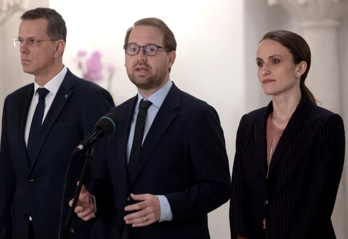 Dominic Fritz, reacție după revenirea în țară din Germania: „Romania is back. Gata cu secretomania şi cu limbajul de plastic”