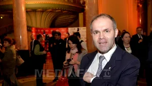 Funeriu, atac la Barna şi Cioloş pe tema unui comisar european: Cum vă împărţiţi între loialitatea faţă de Macron şi 