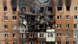 Războiul din Ucraina, ziua 1200. Trump: Operațiunea Spiderweb „i-a dat lui Putin un motiv să-i bombardeze fără milă”/Creşte numărul morţilor şi răniţilor după atacurile aeriene de vineri ale Rusiei asupra Ucrainei