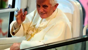 Retragerea Papei ar trebui să dea de gândit 