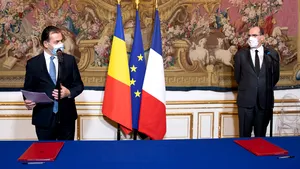 Orban denunţă planul PSD de amânare a alegerilor / Le Figaro, în timpul vizitei premierului român: România se adânceşte în criza politică