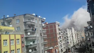 NEWS ALERT Mai multe persoane, rănite în urma unei explozii în oraşul turc Diyarbakir - FOTO/VIDEO