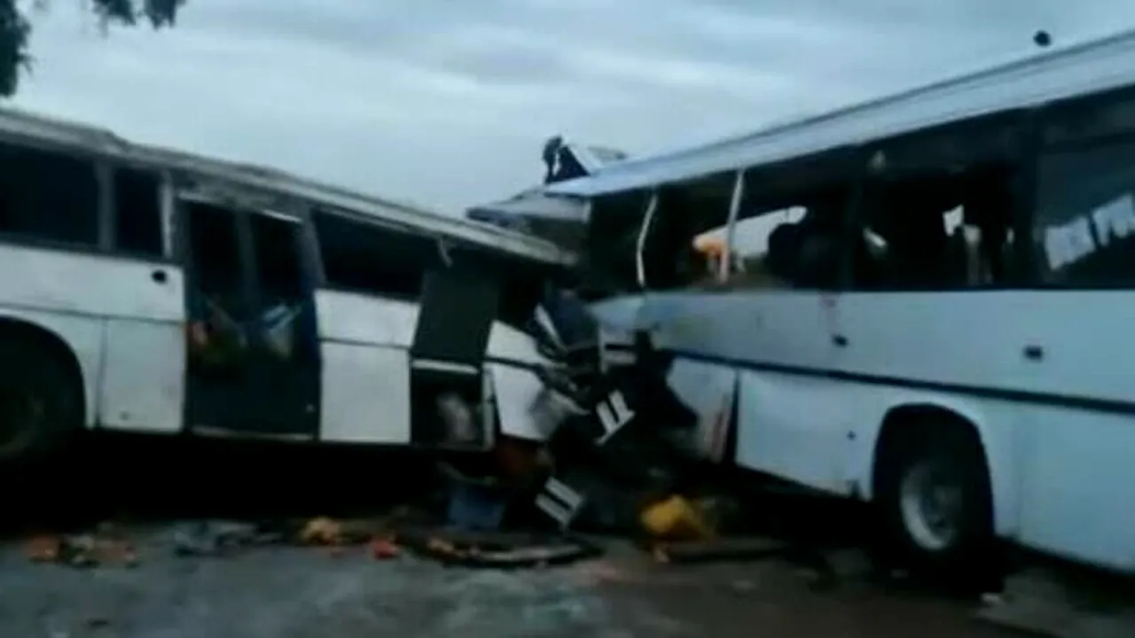 Cel puţin 40 de persoane au fost ucise şi 85 rănite în accidentul din Senegal 