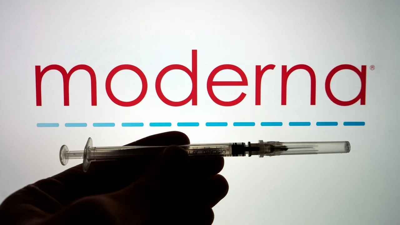 O nouă tranşă de vaccin Moderna ajunge vineri în România. Cum vor fi distribuite dozele