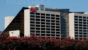 Time Warner desfiinţează 1.475 de posturi în divizia TV, dintre care 300 la CNN