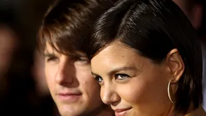 Tom Cruise vrea să joace într-un film erotic alături de Katie Holmes