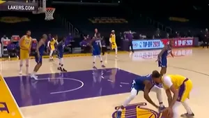 Noul sezon de NBA a început în forţă