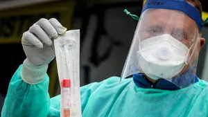 10.000 de teste false pentru depistarea COVID confiscate în Bucureşti. Percheziţii şi în Cluj, Iaşi, Constanţa şi Galaţi