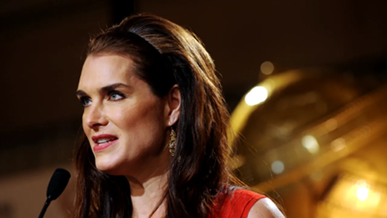 Brooke Shields: Mi-e sufletul împietrit de tristeţe