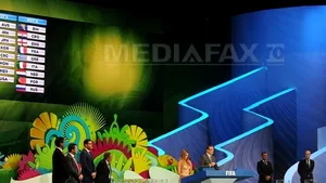CUPA MONDIALĂ 2014: Brazilia - Croaţia, meciul de start al competiţiei. COMPONENŢA GRUPELOR. Omagiu pentru Mandela, la tragerea la sorţi - FOTO