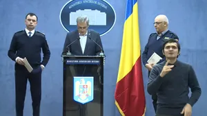 DOCUMENT Vela a prezentat noua ordonanţă militară: Intervalul orar în care pot ieşi din casă vârstnicii / Zborurile către şi dinspre Franţa şi Germania, suspendate pentru 14 zile