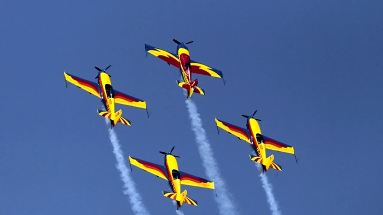 100 de aeronave şi peste 250 de piloţi şi paraşutişti, sămbătă, la Bucharest International Air Show & General Aviation Exhibition