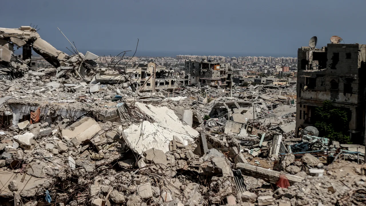 Cel puţin cinci morţi într-un atac aerian israelian asupra unei moschei din Gaza