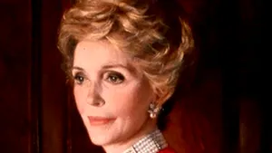 Arnold Schwarzenegger, Joan Collins şi alţi actori au omagiat-o pe fosta Primă Doamnă Nancy Reagan - VIDEO