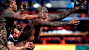 Mediafax Foto - Best of 2010: Cele mai bune fotografii ale anului 2010, expuse pe Calea Victoriei