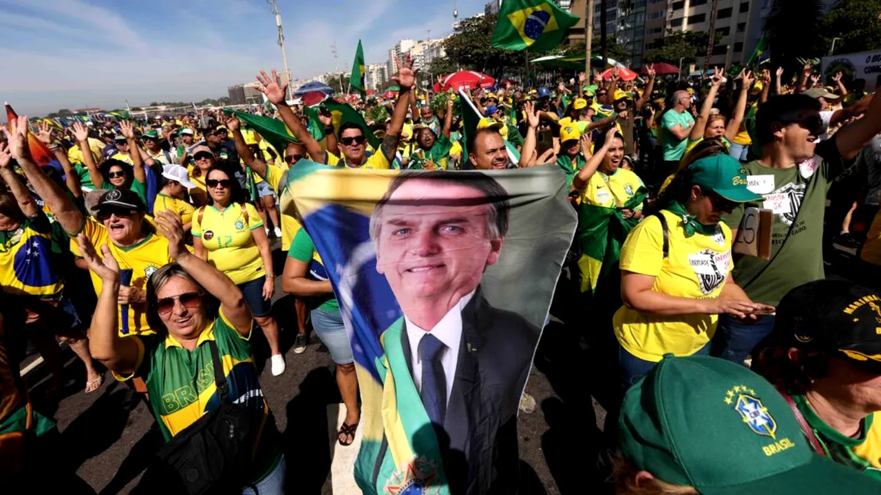 Susținătorii lui Bolsonaro chemați în stradă înaintea verdictului procesului de lovitură de stat