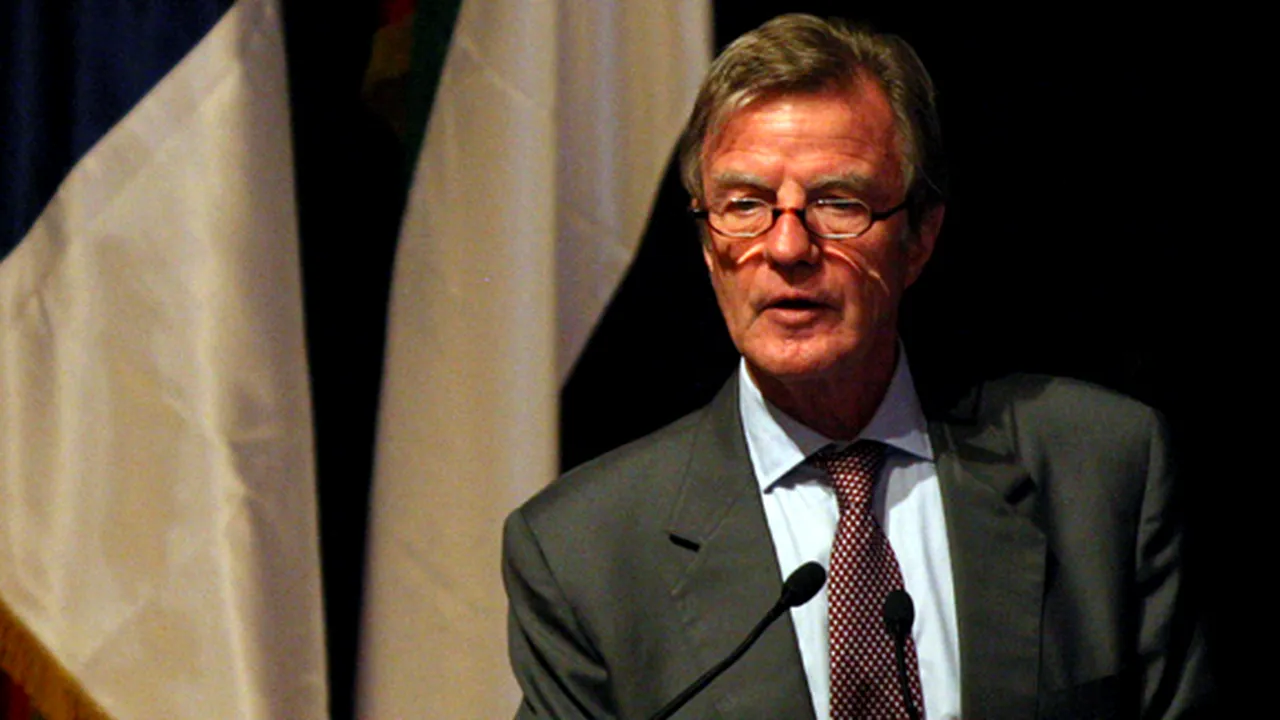Kouchner admite posibilitatea unei ajustări a dispozitivului francez în Afganistan