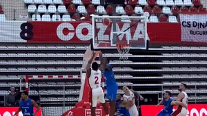 Dinamo câștigă derbiul cu Steaua din campionatul de baschet, după un coș marcat la ultima fază