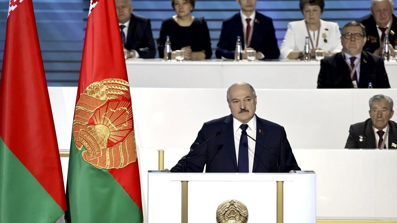 ANALIZĂ: Paradoxul economic din Belarus